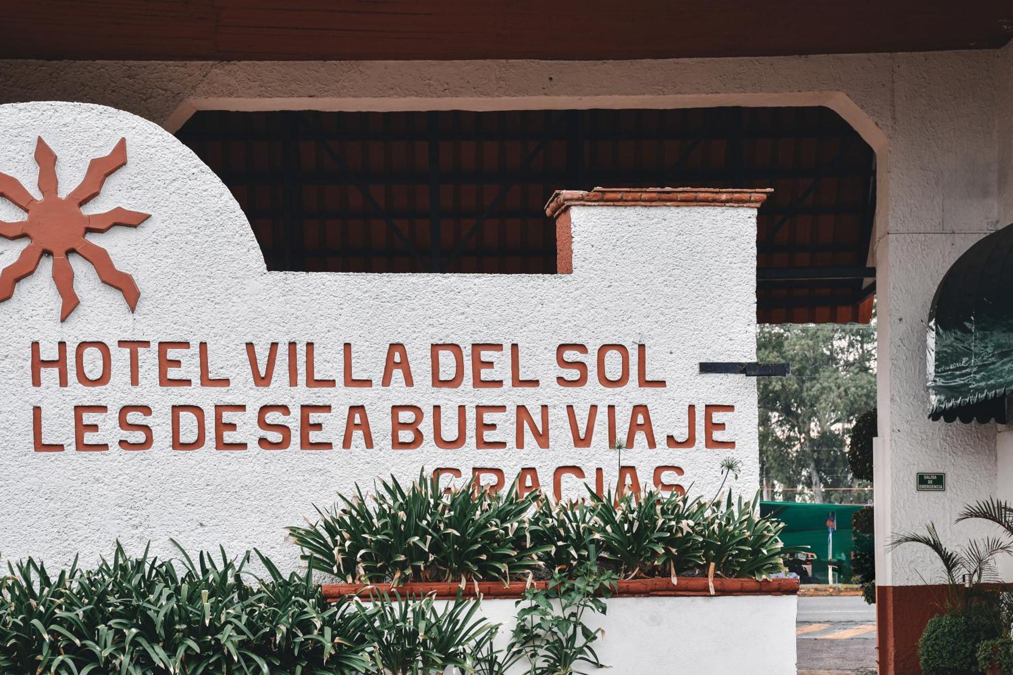 Hotel & Suites Villa Del Sol Morelia Exterior photo