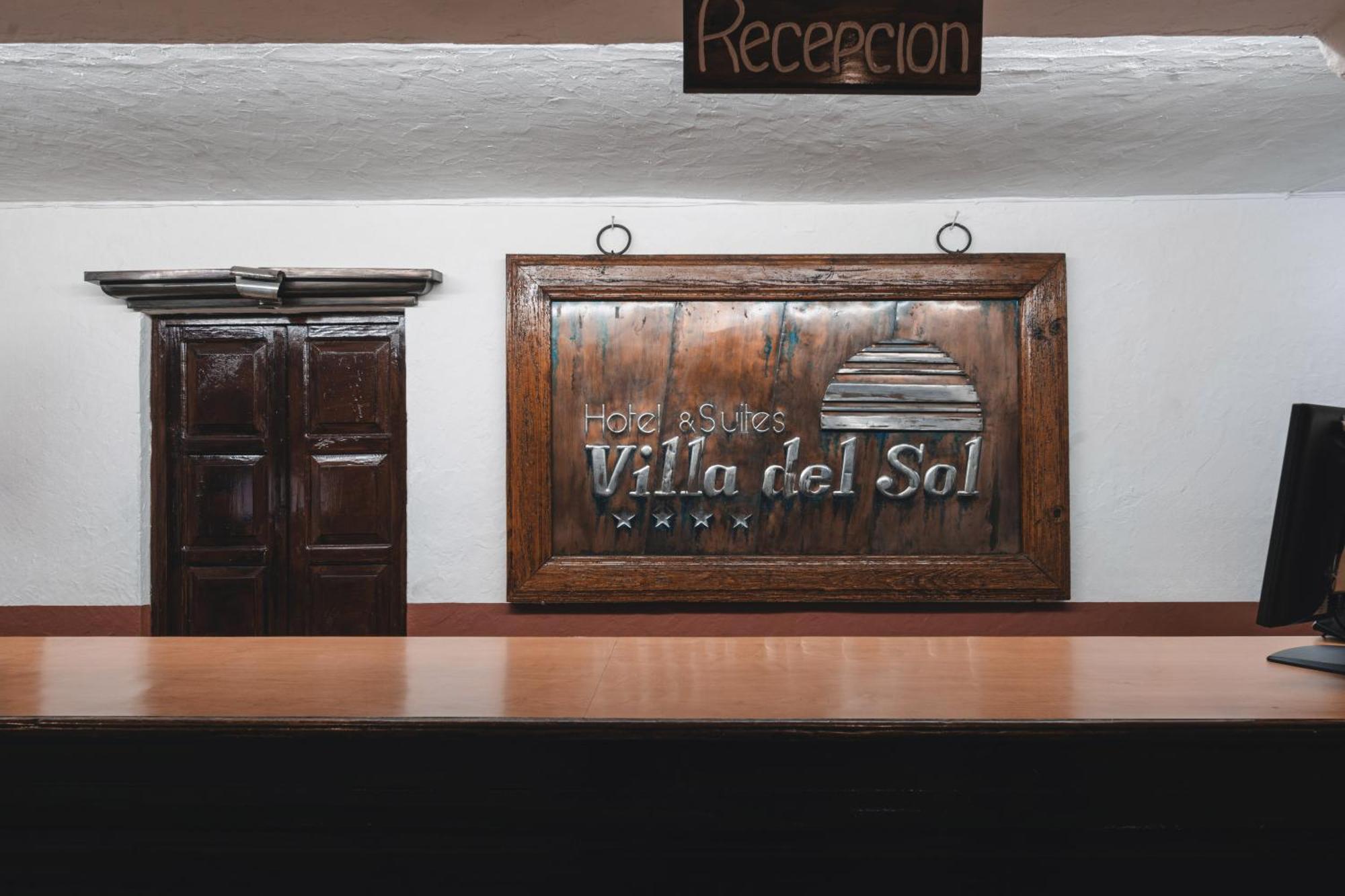 Hotel & Suites Villa Del Sol Morelia Exterior photo
