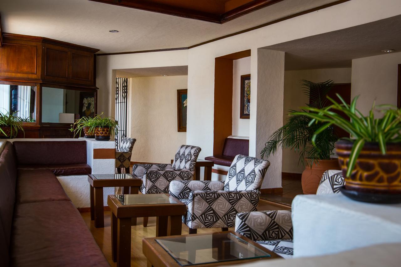 Hotel & Suites Villa Del Sol Morelia Exterior photo