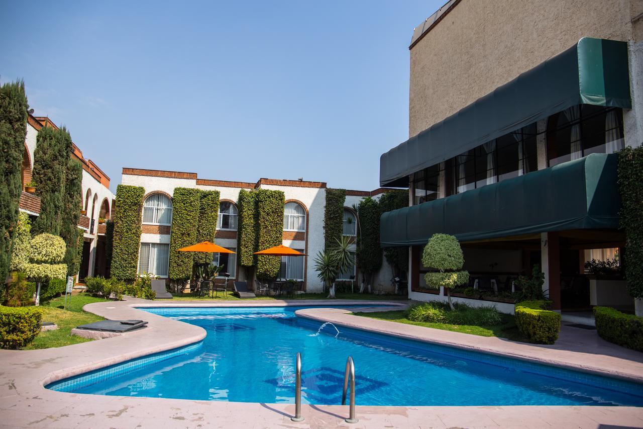 Hotel & Suites Villa Del Sol Morelia Exterior photo